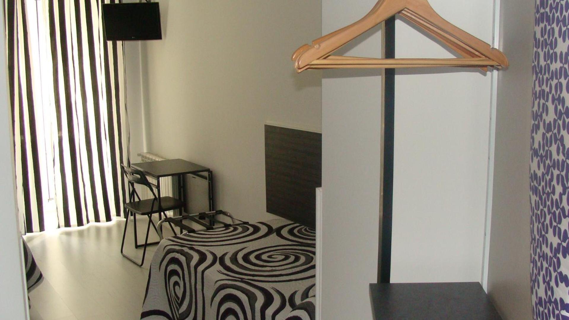 Hostal Jq Madrid 1 מראה חיצוני תמונה