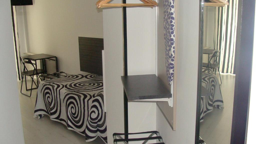 Hostal Jq Madrid 1 מראה חיצוני תמונה