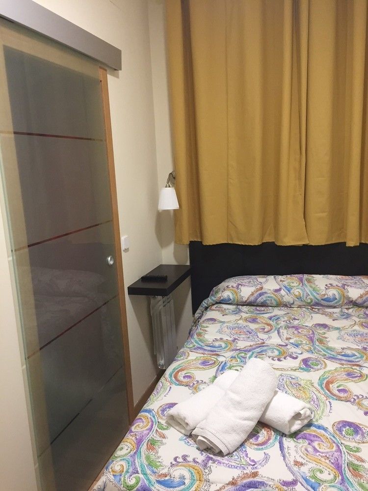 Hostal Jq Madrid 1 מראה חיצוני תמונה