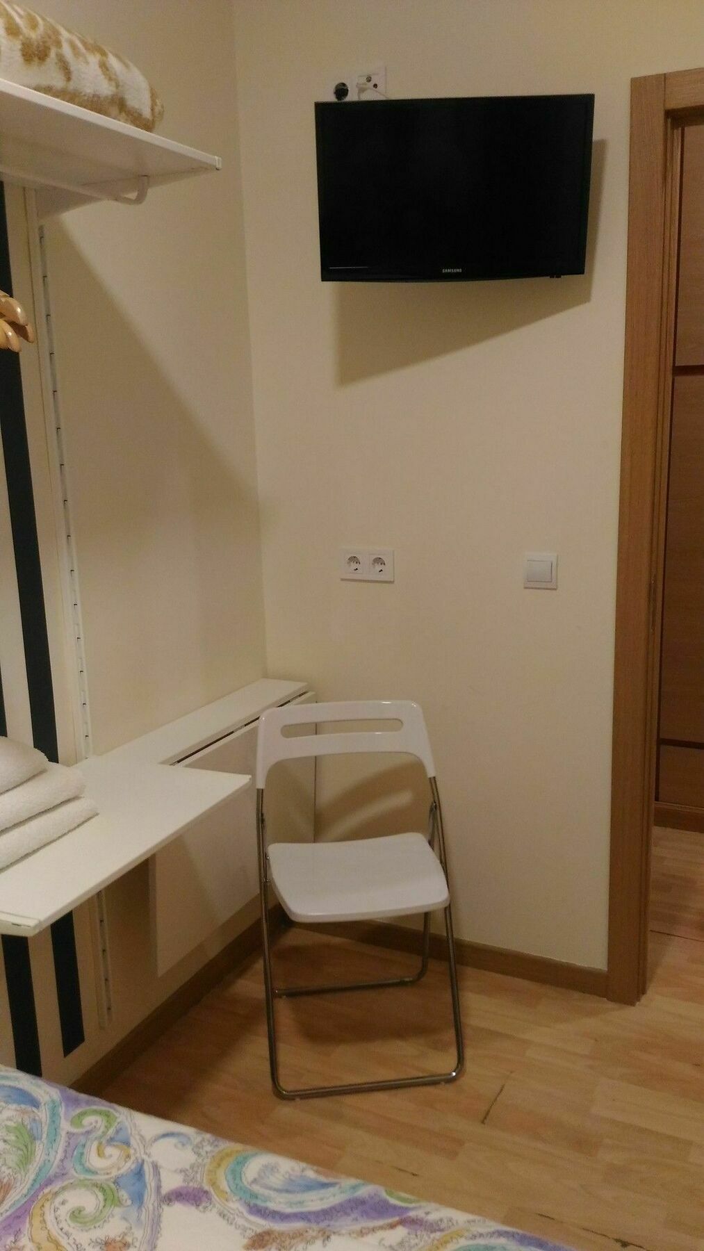 Hostal Jq Madrid 1 מראה חיצוני תמונה